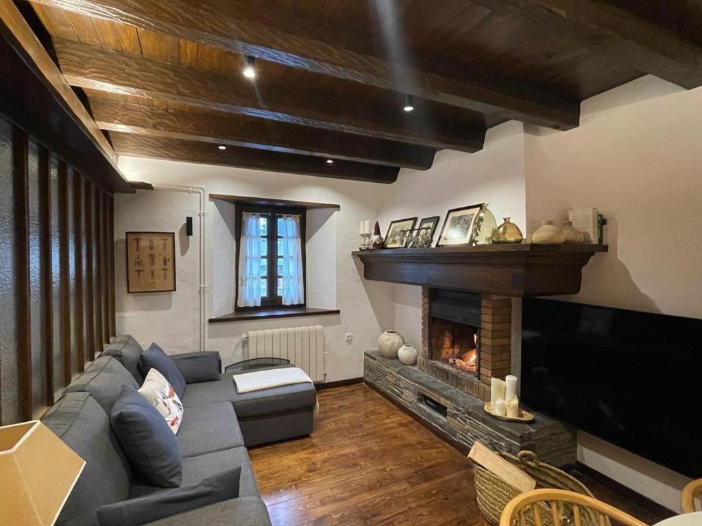 Baqueira 1500 Pie De Pistas Apartamento Cuilas Naut Aran المظهر الخارجي الصورة